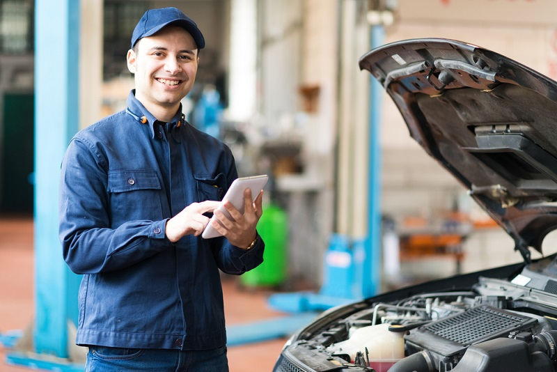 car mechanic